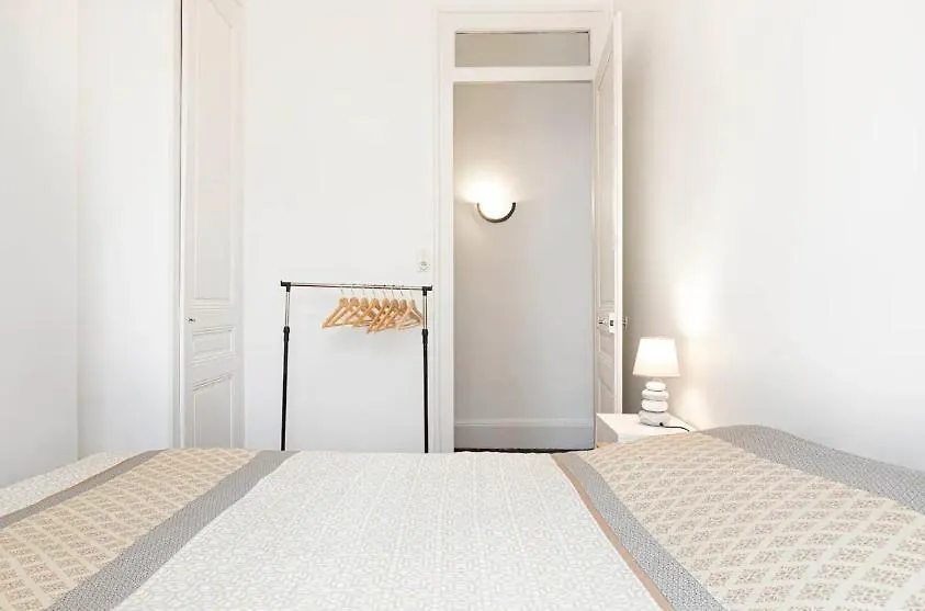 Appartement 2 Pieces Jean Mace Et Stationnement Lyon