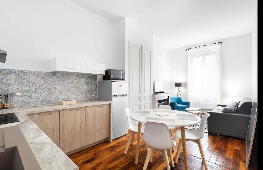 Apartamento Appartement 2 Pieces Jean Mace Et Stationnement Lyon